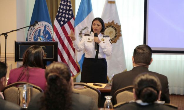 Roxana Alvarado: Contribuir con el ciudadano es una satisfacción que no tiene precio