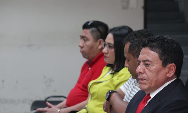 Flores confirma que exasesor presidencial Carlos Beltetón, estuvo dentro del Hogar Seguro un día antes del incendio
